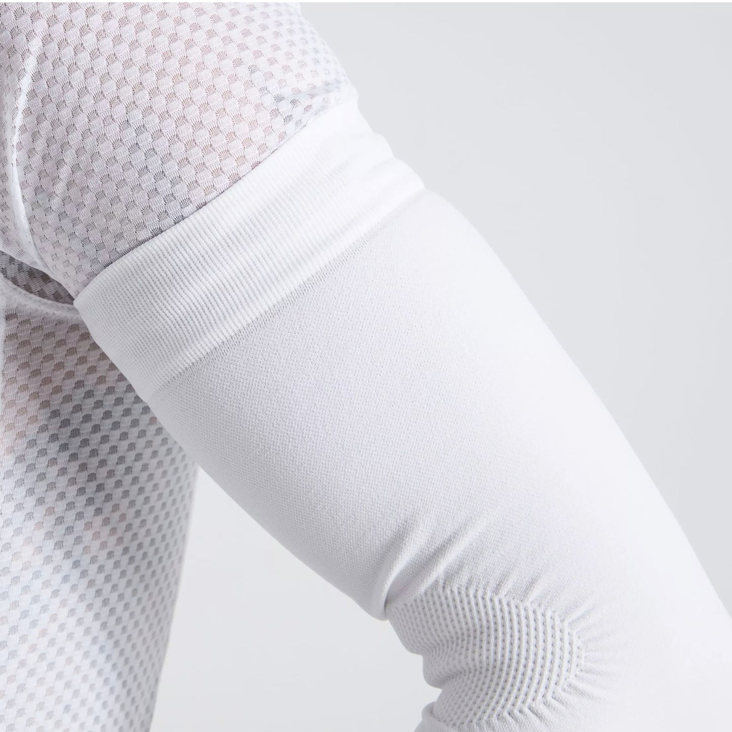 Speci-UV-Arm-Cover_No_Color-White-Size-S/M