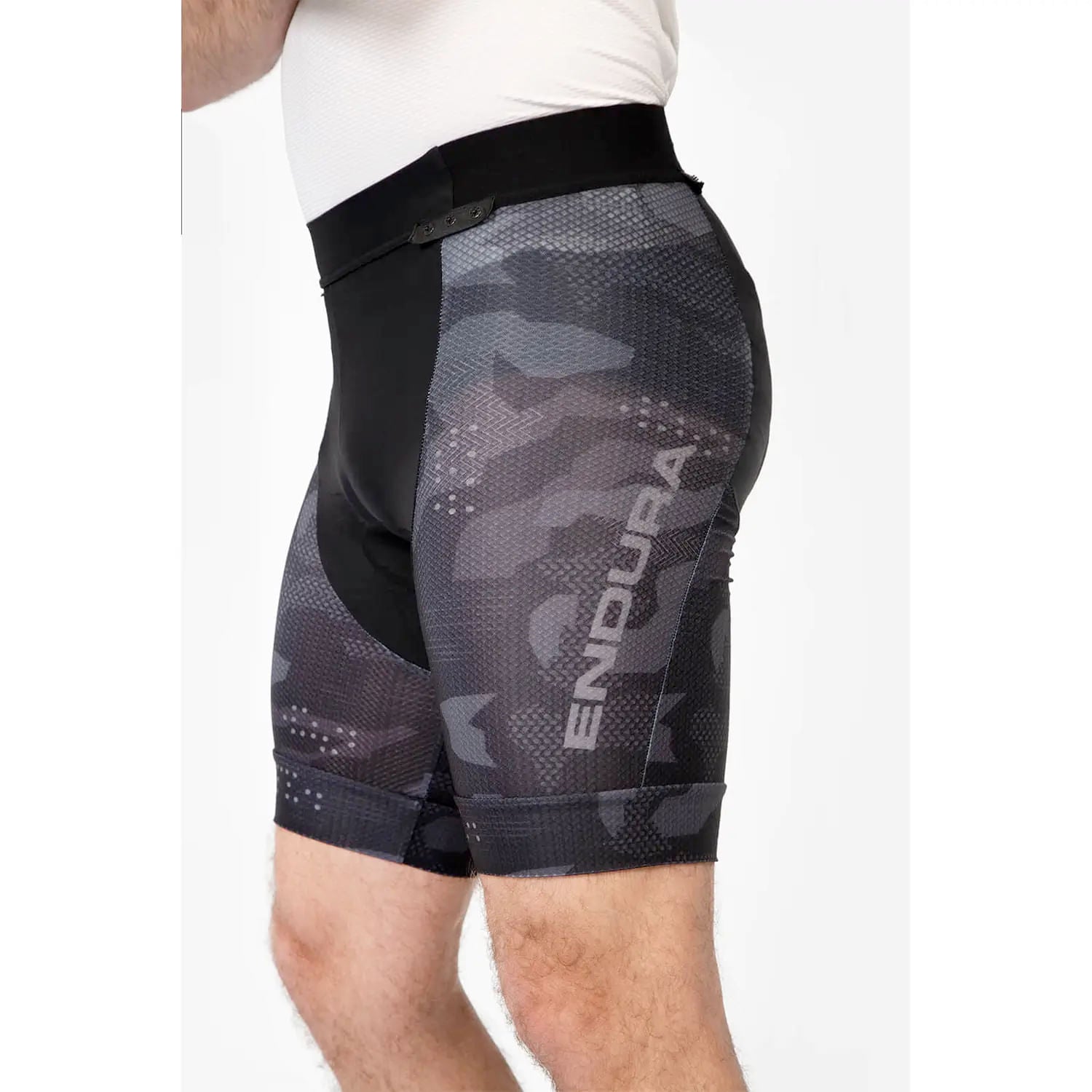 Endura-Singletrack-Liner-Short_No_Color-BLACK-Size-S