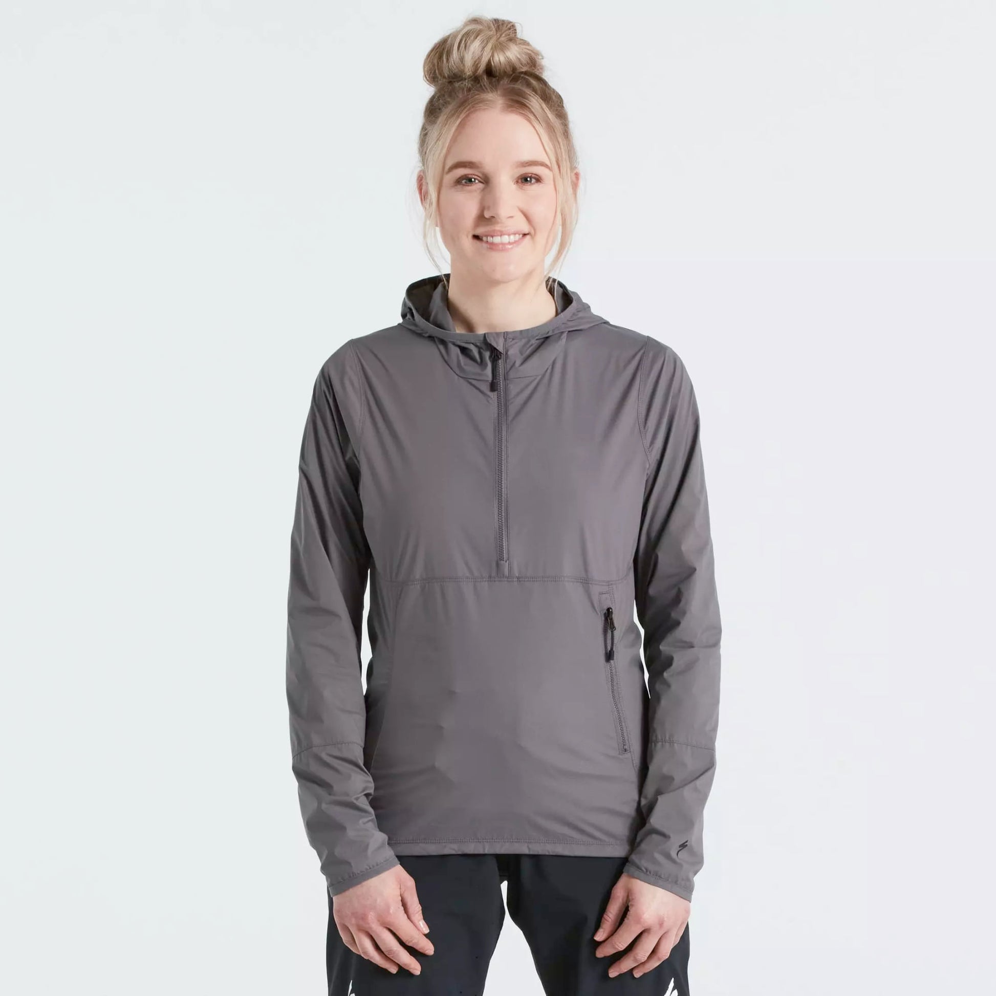 Womens-Trail-Wind-Jacket_Yes_Color-SMOKE-Size-XS